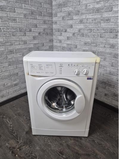 Стиральная машина Indesit WIU 100